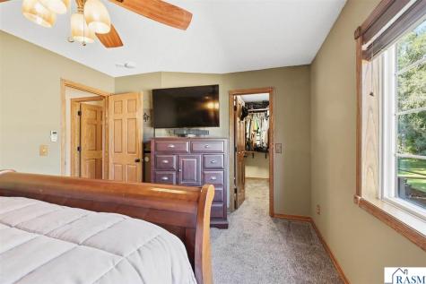 1115 Ridge Street Jordan MN 55352