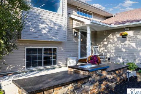 1115 Ridge Street Jordan MN 55352