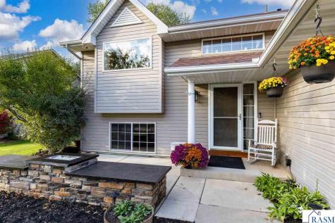 1115 Ridge Street Jordan MN 55352