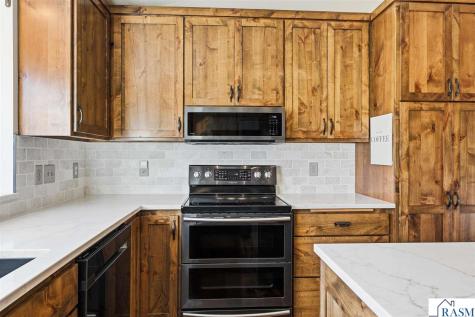 1115 Ridge Street Jordan MN 55352