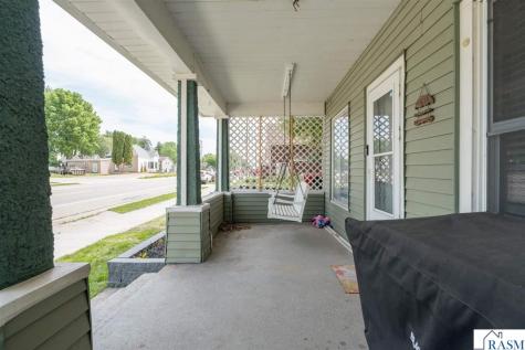 513 Walnut Avenue Madison Lake MN 56063