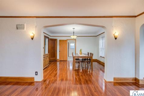 802 Range Street North Mankato MN 56003
