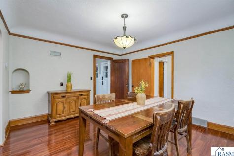 802 Range Street North Mankato MN 56003