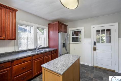 802 Range Street North Mankato MN 56003