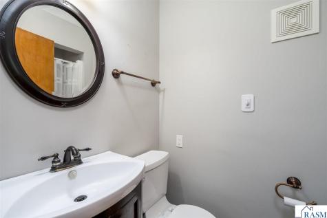 802 Range Street North Mankato MN 56003