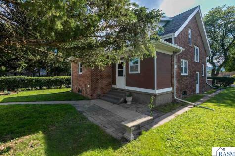 802 Range Street North Mankato MN 56003