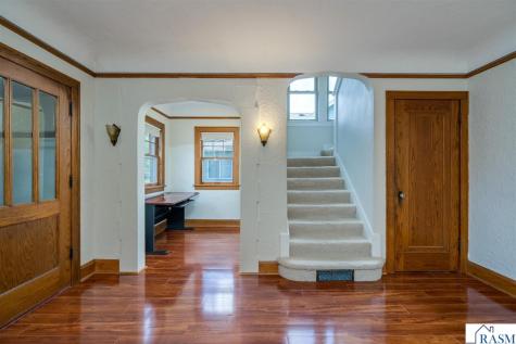 802 Range Street North Mankato MN 56003