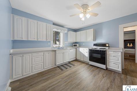219 Davis Street Le Sueur MN 56058