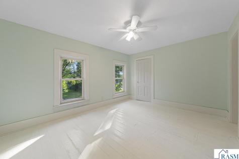 219 Davis Street Le Sueur MN 56058