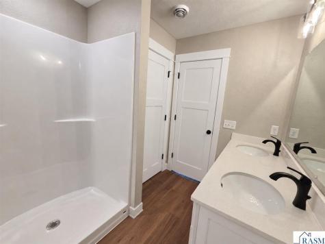 800 Turril Street Le Sueur MN 56058-0000