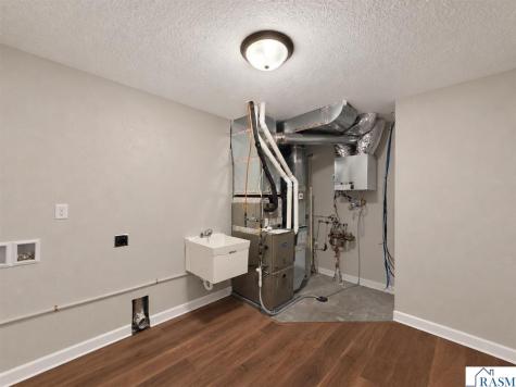 800 Turril Street Le Sueur MN 56058-0000