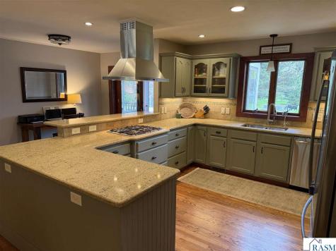 5 Whitney Lane New Ulm MN 56073