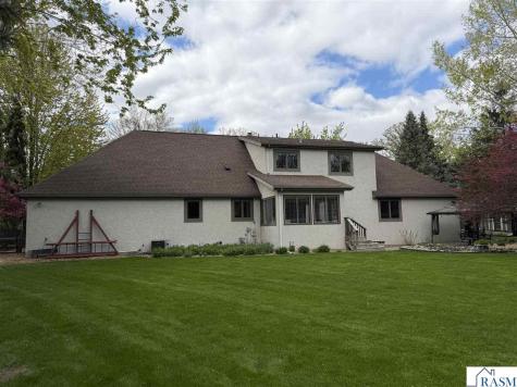 5 Whitney Lane New Ulm MN 56073