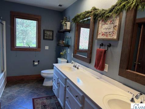 5 Whitney Lane New Ulm MN 56073