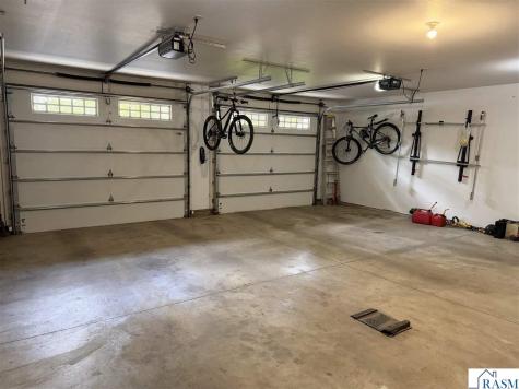 5 Whitney Lane New Ulm MN 56073