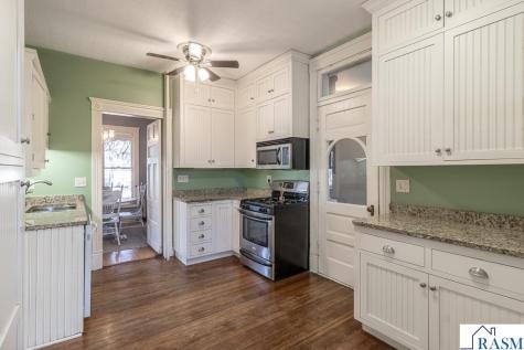 522 NE 2nd Avenue Waseca MN 56093