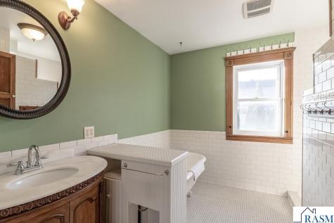 522 NE 2nd Avenue Waseca MN 56093