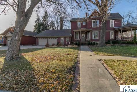 522 NE 2nd Avenue Waseca MN 56093