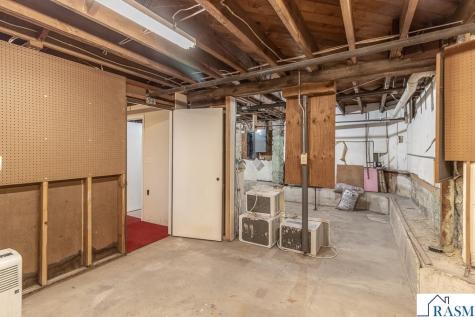 522 NE 2nd Avenue Waseca MN 56093