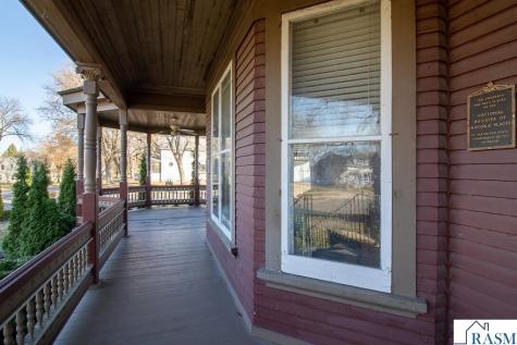 522 NE 2nd Avenue Waseca MN 56093