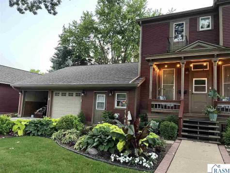 522 NE 2nd Avenue Waseca MN 56093