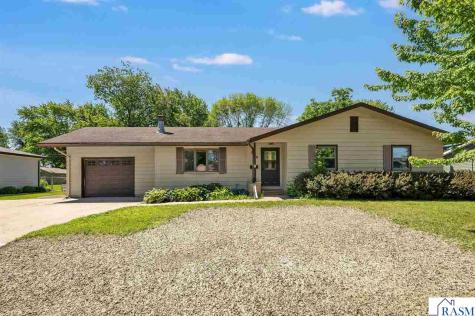 305 Maywood Avenue Eagle Lake MN 56024