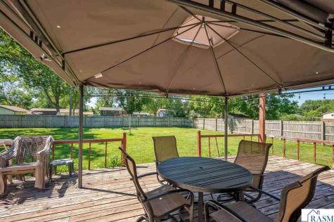 305 Maywood Avenue Eagle Lake MN 56024