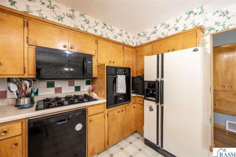 305 Maywood Avenue Eagle Lake MN 56024