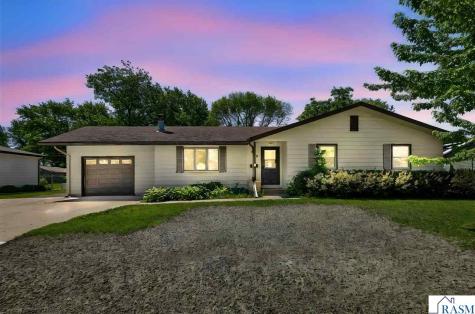 305 Maywood Avenue Eagle Lake MN 56024