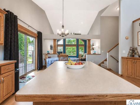 446 Thomas Drive Eagle Lake MN 56024