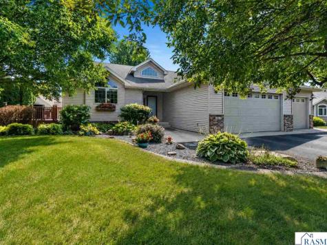 446 Thomas Drive Eagle Lake MN 56024