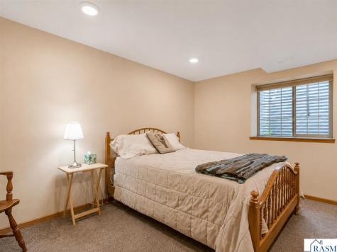 446 Thomas Drive Eagle Lake MN 56024