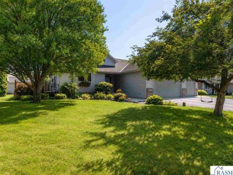 446 Thomas Drive Eagle Lake MN 56024