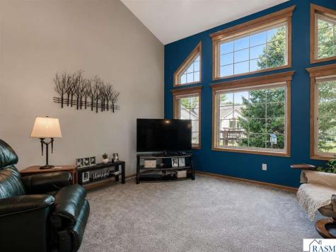 446 Thomas Drive Eagle Lake MN 56024