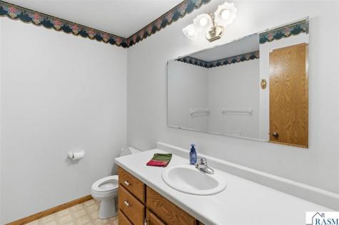 18 Mill Avenue Minnesota Lake MN 56068