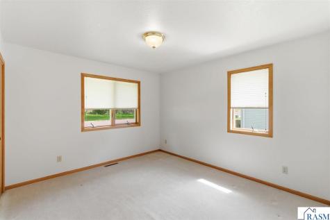 18 Mill Avenue Minnesota Lake MN 56068