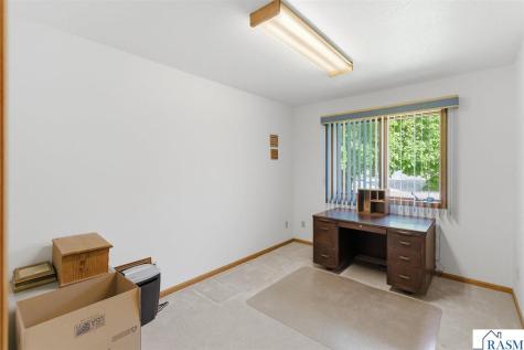 18 Mill Avenue Minnesota Lake MN 56068