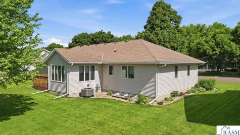 18 Mill Avenue Minnesota Lake MN 56068