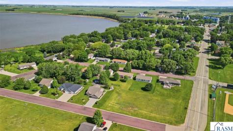 18 Mill Avenue Minnesota Lake MN 56068