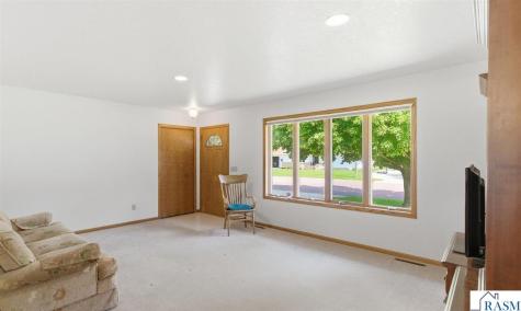 18 Mill Avenue Minnesota Lake MN 56068