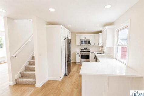 429 Tyler Avenue North Mankato MN 56003