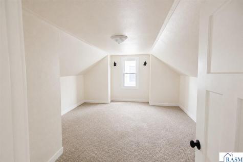 429 Tyler Avenue North Mankato MN 56003