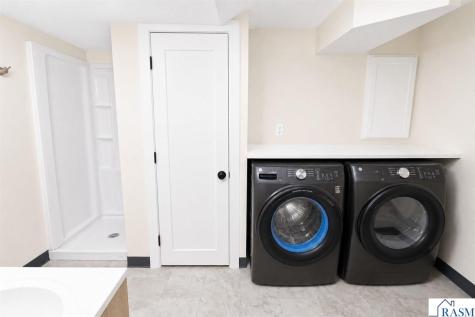 429 Tyler Avenue North Mankato MN 56003