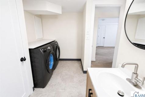 429 Tyler Avenue North Mankato MN 56003