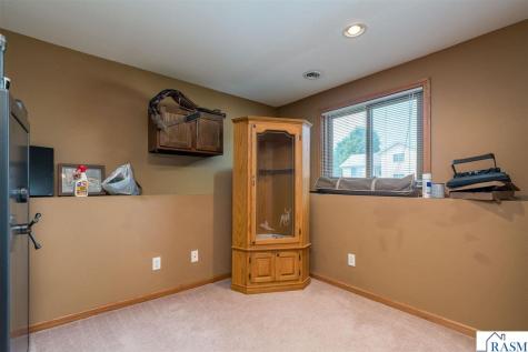 1114 Engesser Lane St. Peter MN 56082