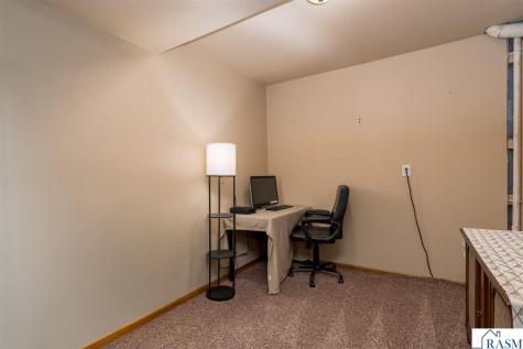 1114 Engesser Lane St. Peter MN 56082