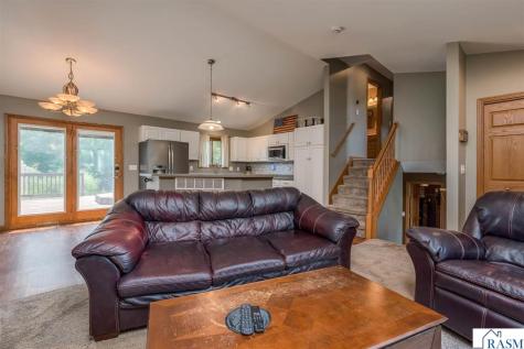 1114 Engesser Lane St. Peter MN 56082