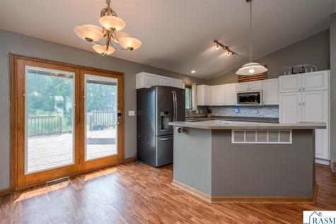 1114 Engesser Lane St. Peter MN 56082