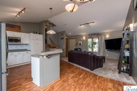 1114 Engesser Lane St. Peter MN 56082