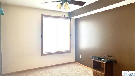 813 Broadway Street Cleveland MN 56017